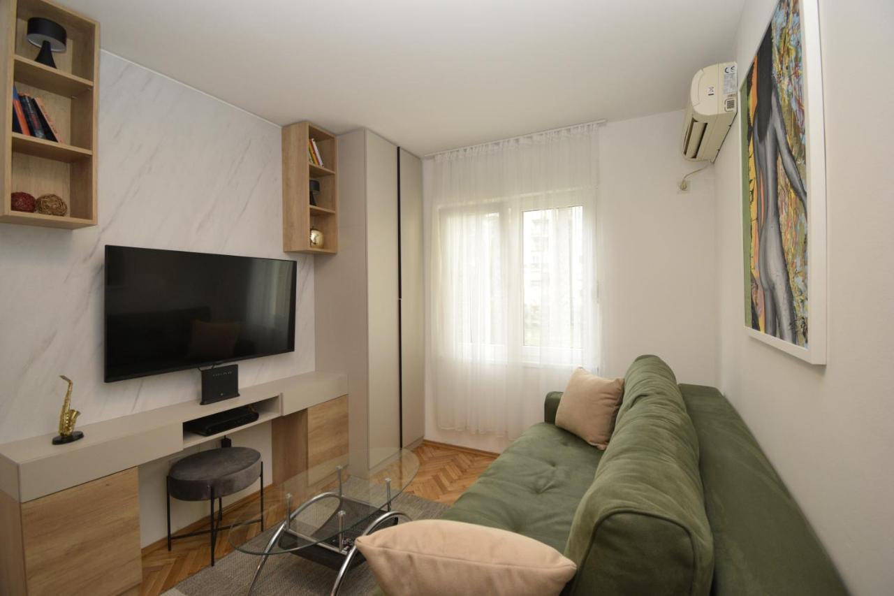 Studio Apartment Art Zone Podgorica Exterior photo
